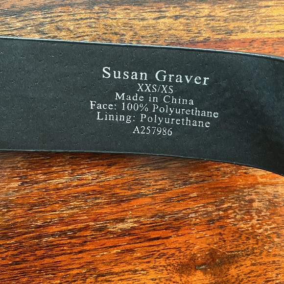 Set of 2 Susan Graver Textured Toggle Belts - Picture 7 of 16